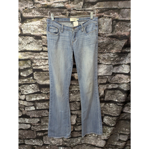 Abercrombie & Fitch Denim - Abercrombie and Fitch 4L denim jeans